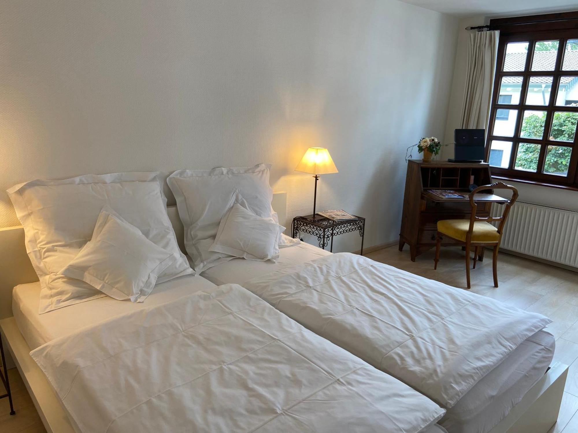 Haus Duerresbach Hotell Hennef  Exteriör bild